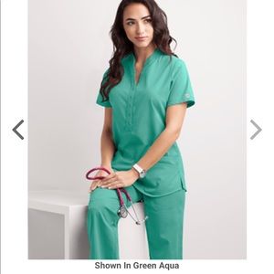 Butter Soft Uniform Advantage Scrub Set